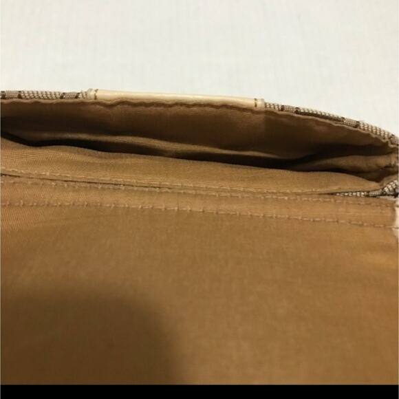 Etienne Aigner Shoulder Bag - Picture 6 of 11